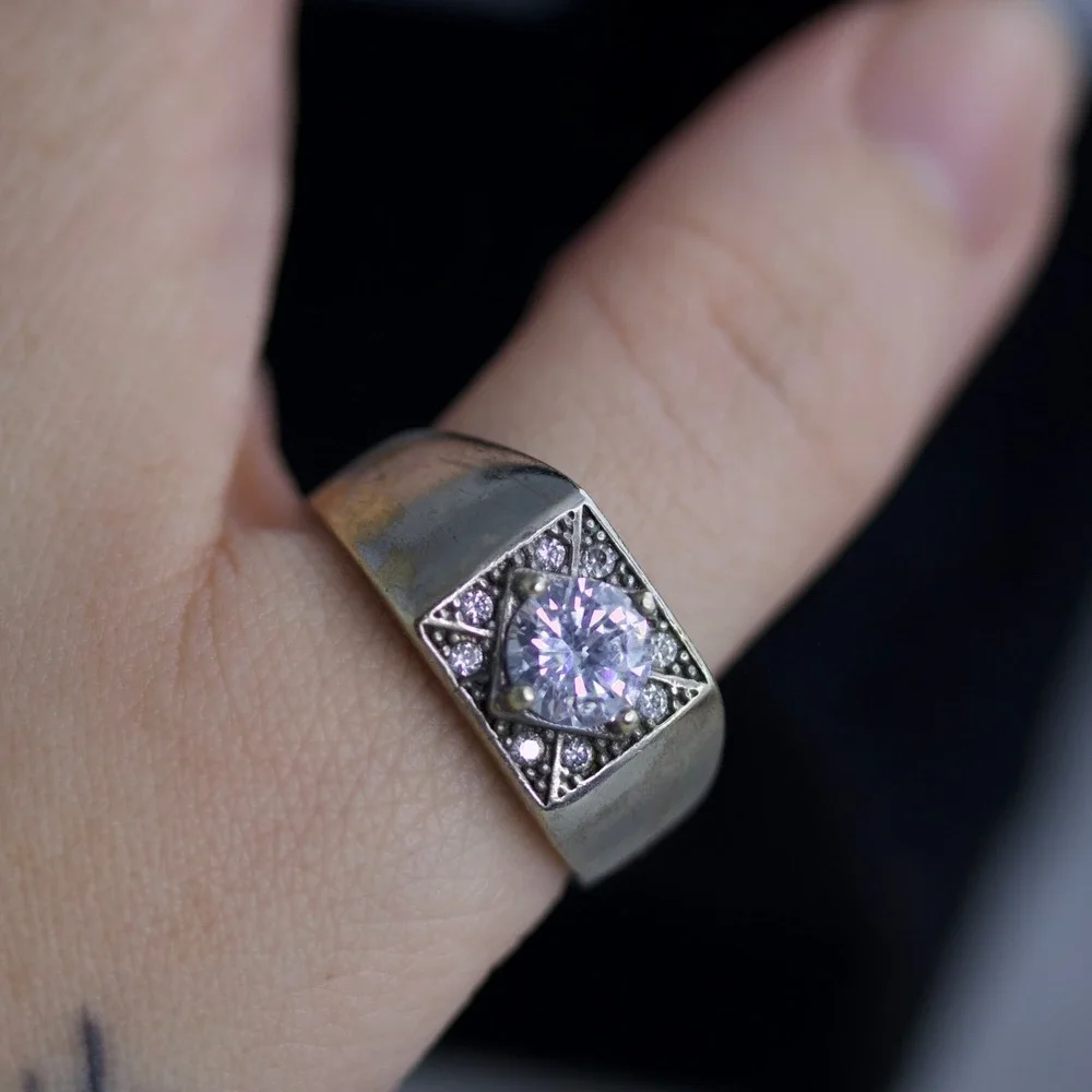 Sterling Silver 925 Signet Ring Round Cut stone Square Face Mens Size 11